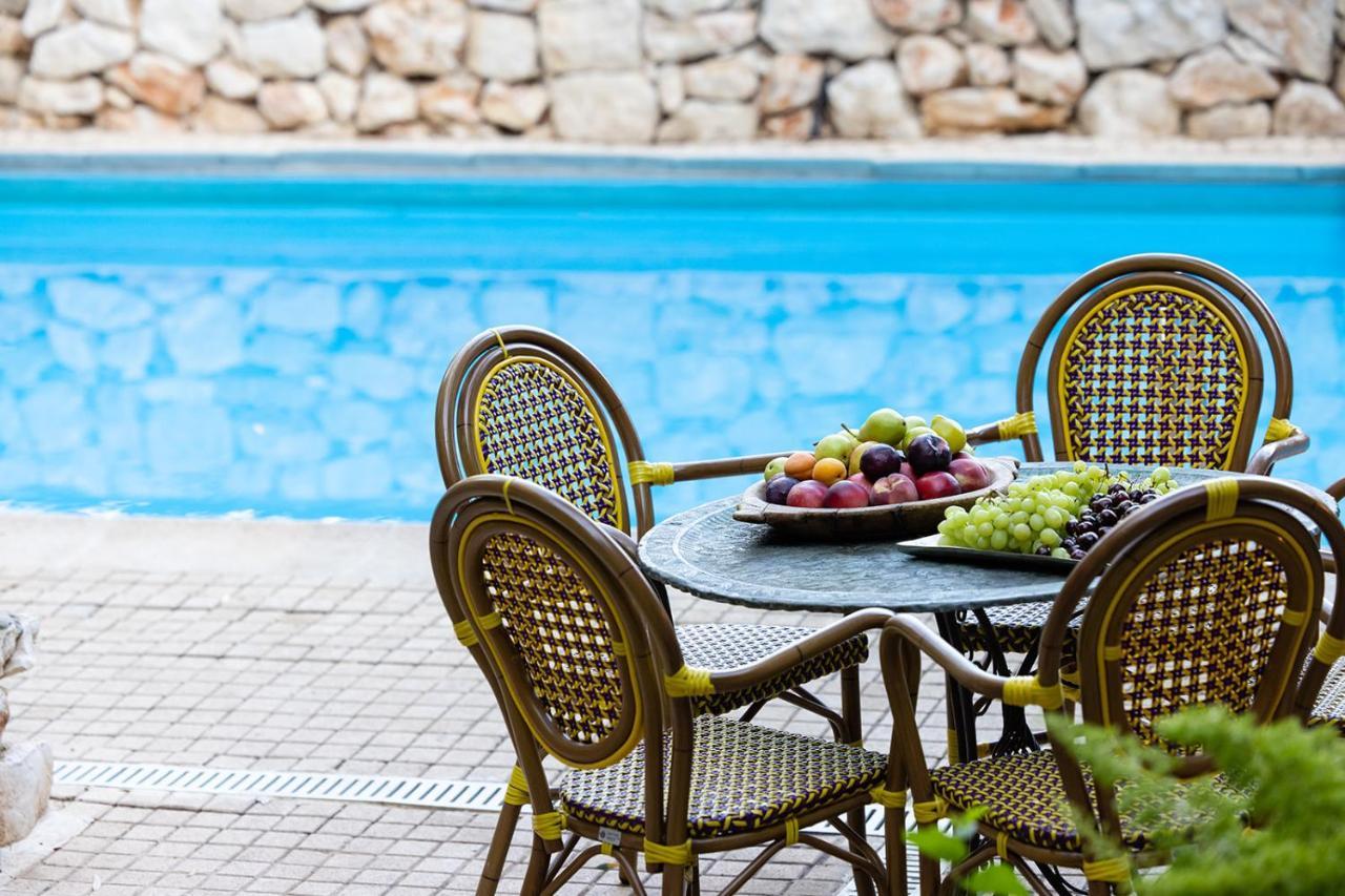 The House Rosh Pina - 2Brm With Pool Villa Ngoại thất bức ảnh